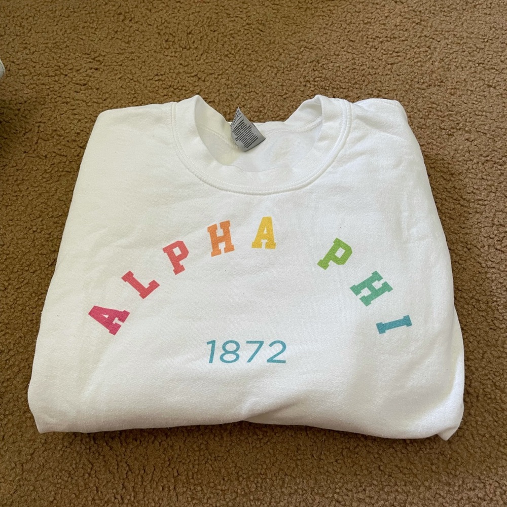 Alpha phi crewneck!